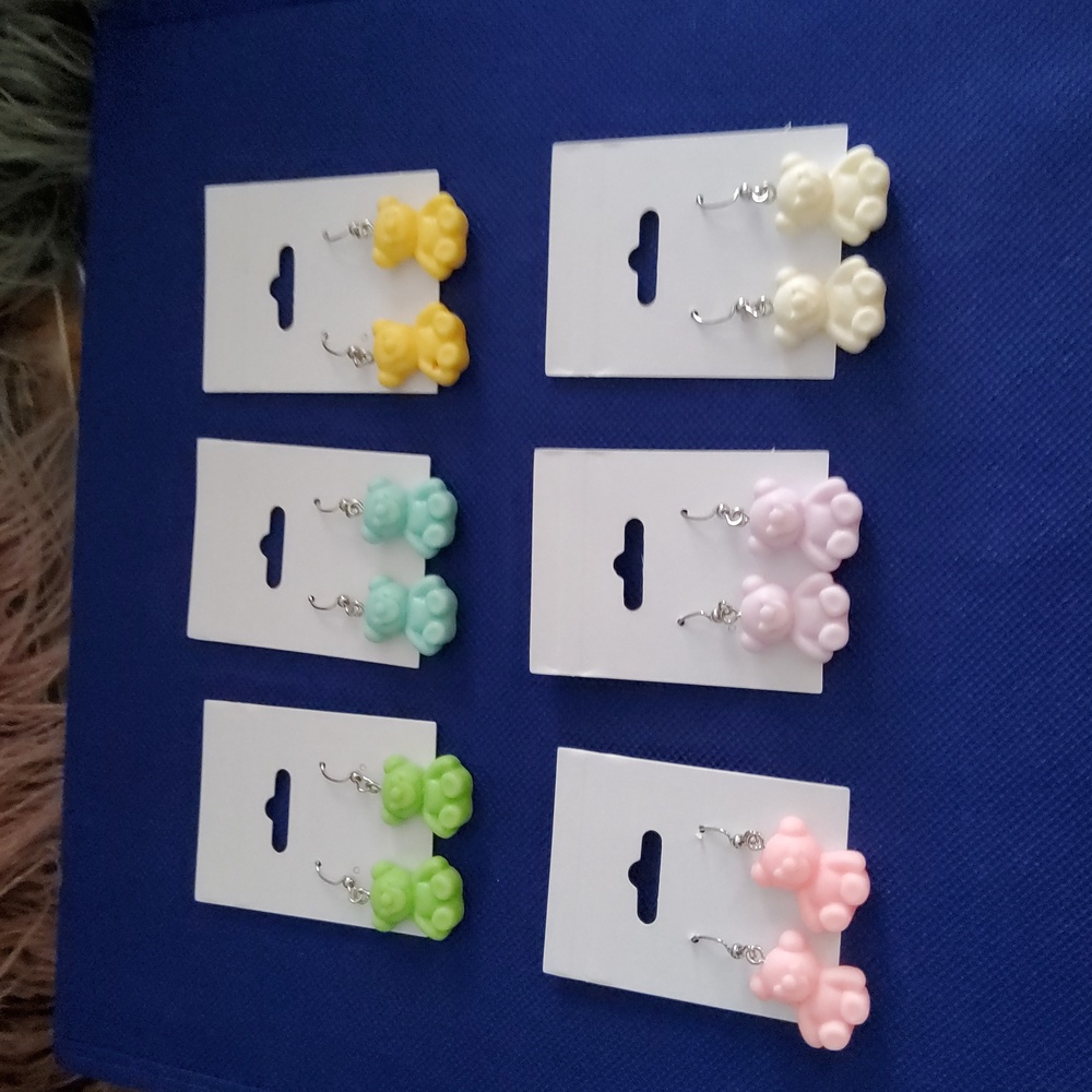 Teddy Bear Earrings 6pk
